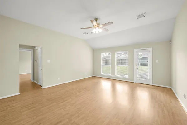 $239,900 | 1748 Hazelwood Street, Conroe, TX 77301