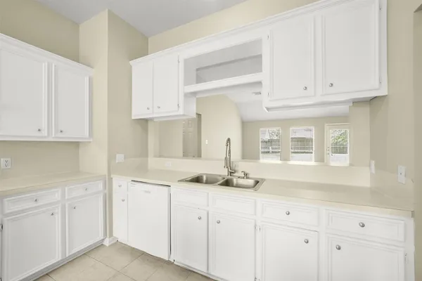 $239,900 | 1748 Hazelwood Street, Conroe, TX 77301