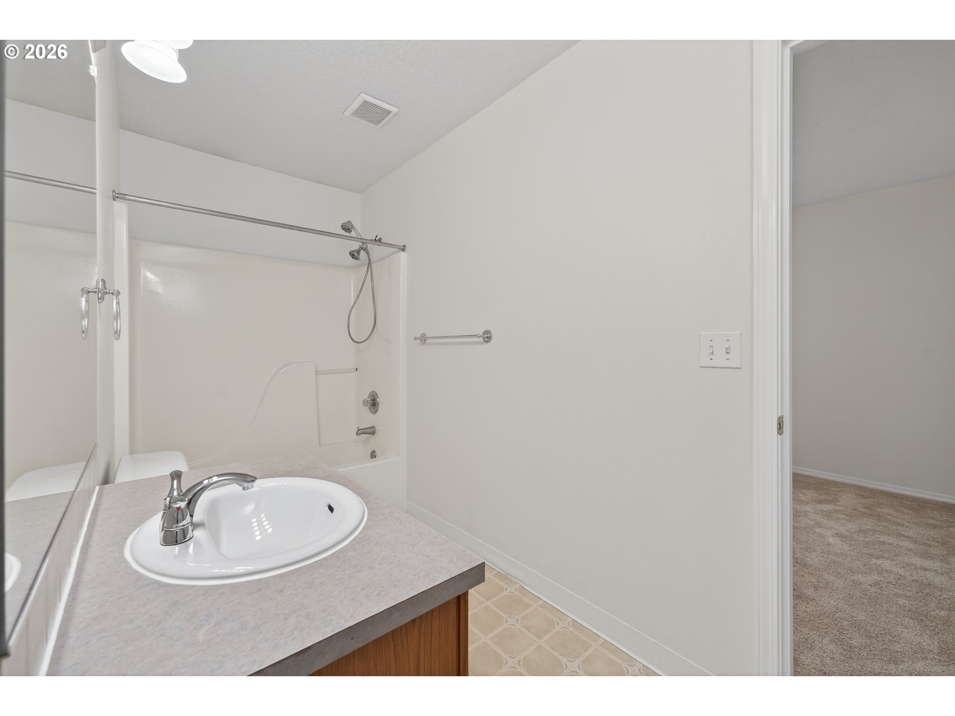 20510 Northeast Shore View Drive Fairview, OR 97024 - Photo 34 of 43 Bathroom