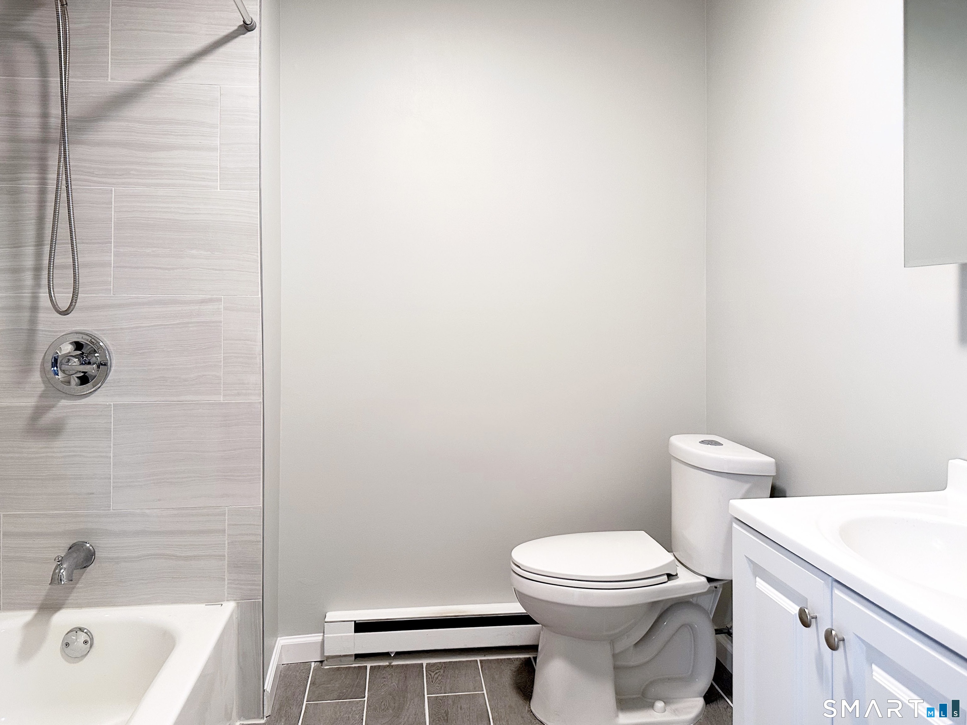 203 Capewell Avenue Waterbury, CT 06708 - Photo 26 of 38