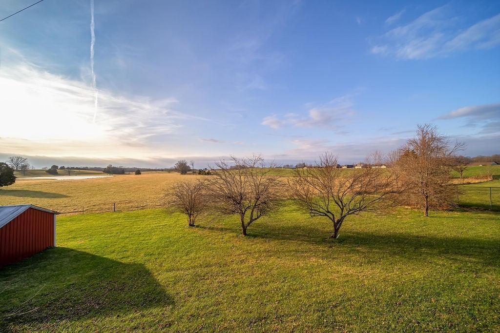 299 Piper Road Portland, TN 37148 - Photo 2 of 34 a view of an ocean