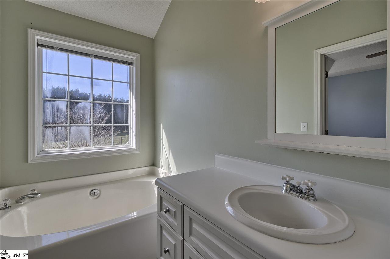 1226 Durham Road Piedmont, SC 29673 - Photo 23 of 29