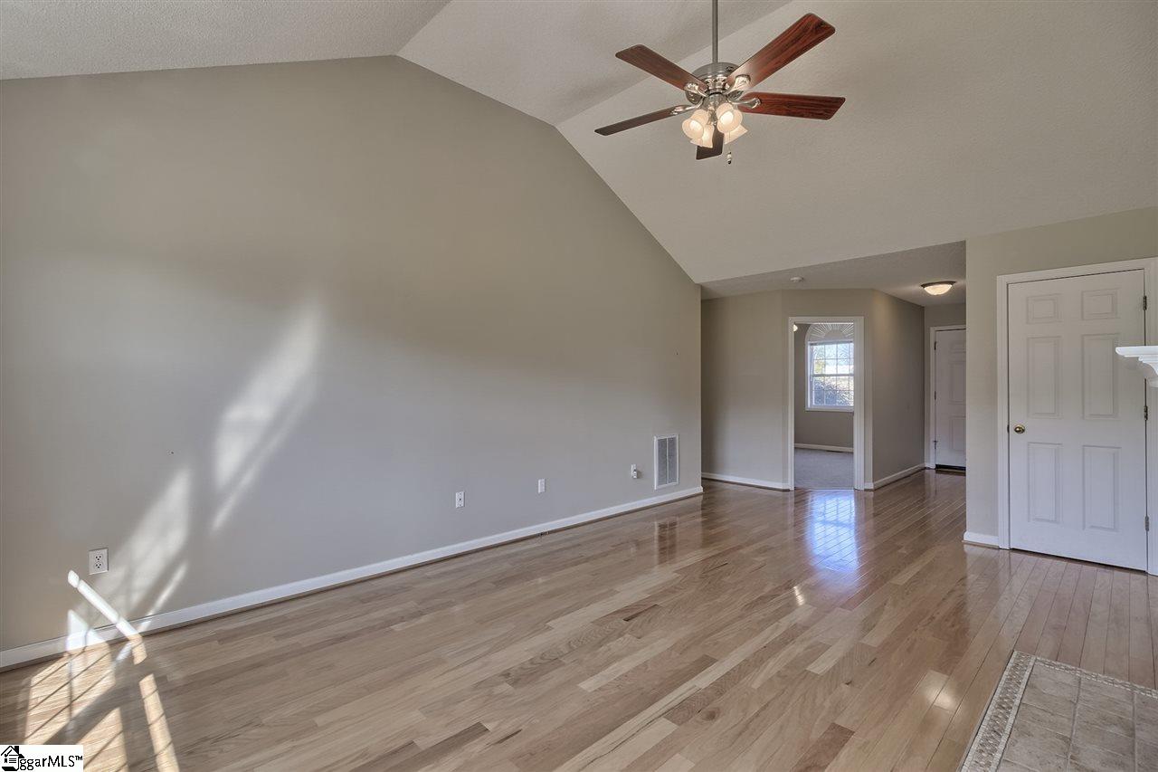 1226 Durham Road Piedmont, SC 29673 - Photo 5 of 29