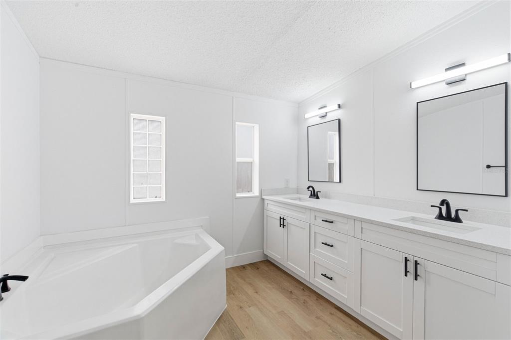 3906 Fox Ridge Boulevard Wesley Chapel, FL 33543 - Photo 33 of 58 Gallery Image 33