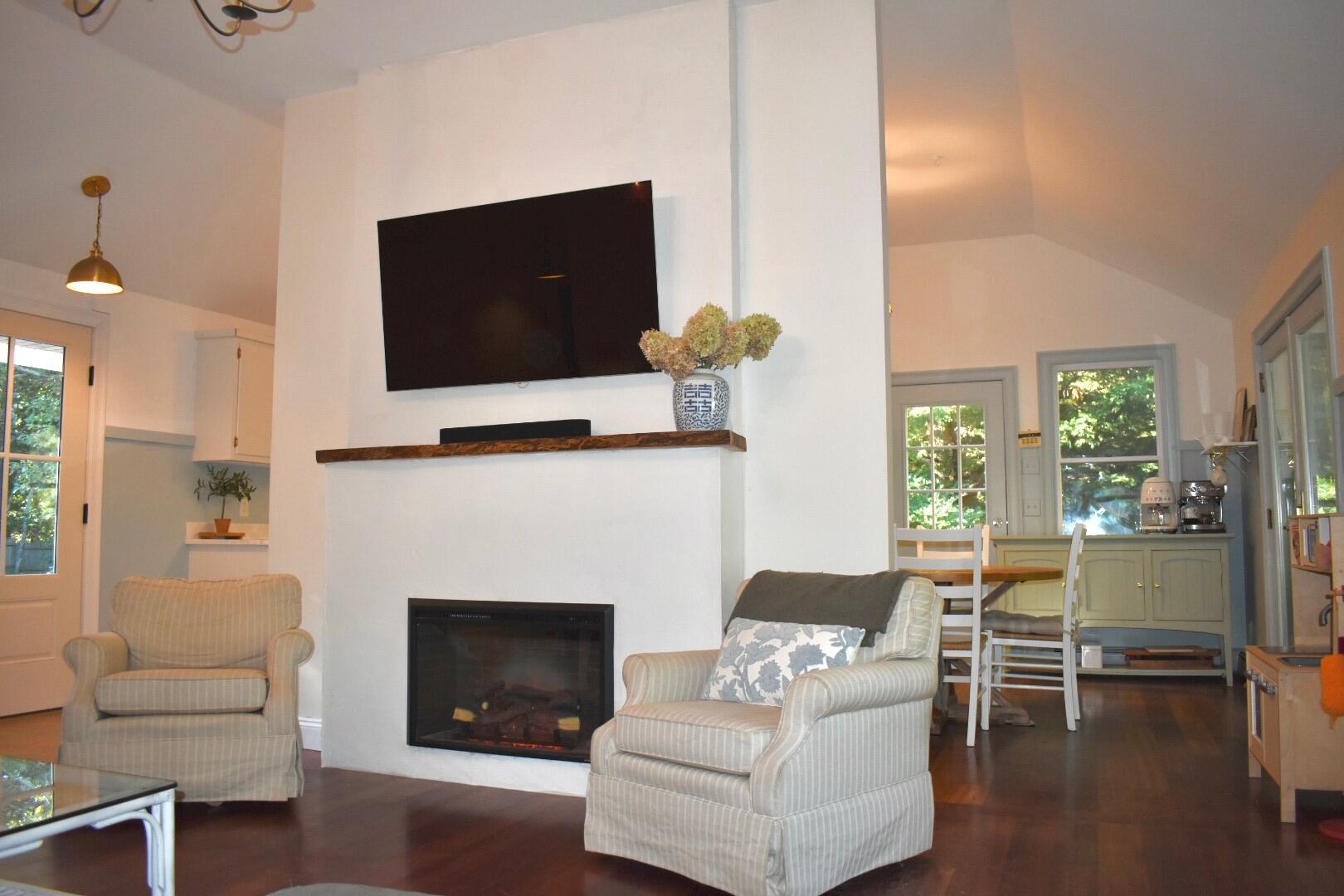 981 Long Pond Road Brewster, MA 02631 - Photo 8 of 41 Living Room