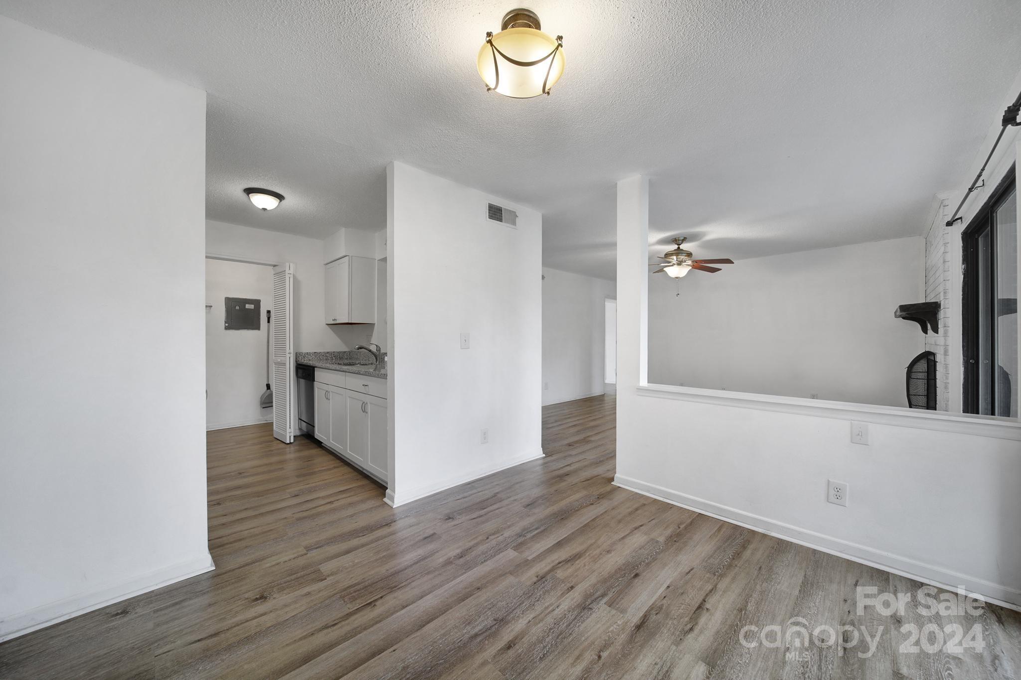 11013 Harrowfield Road Charlotte, NC 28226 - Photo 11 of 34