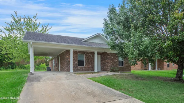 $100,000 | 1012 West End, New Iberia, LA 70560
