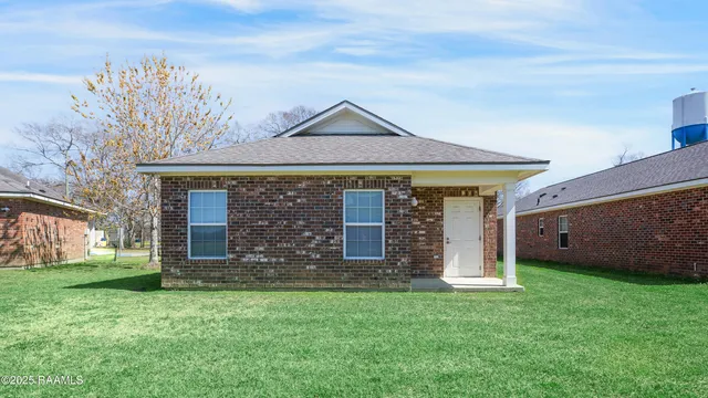 $100,000 | 1012 West End, New Iberia, LA 70560