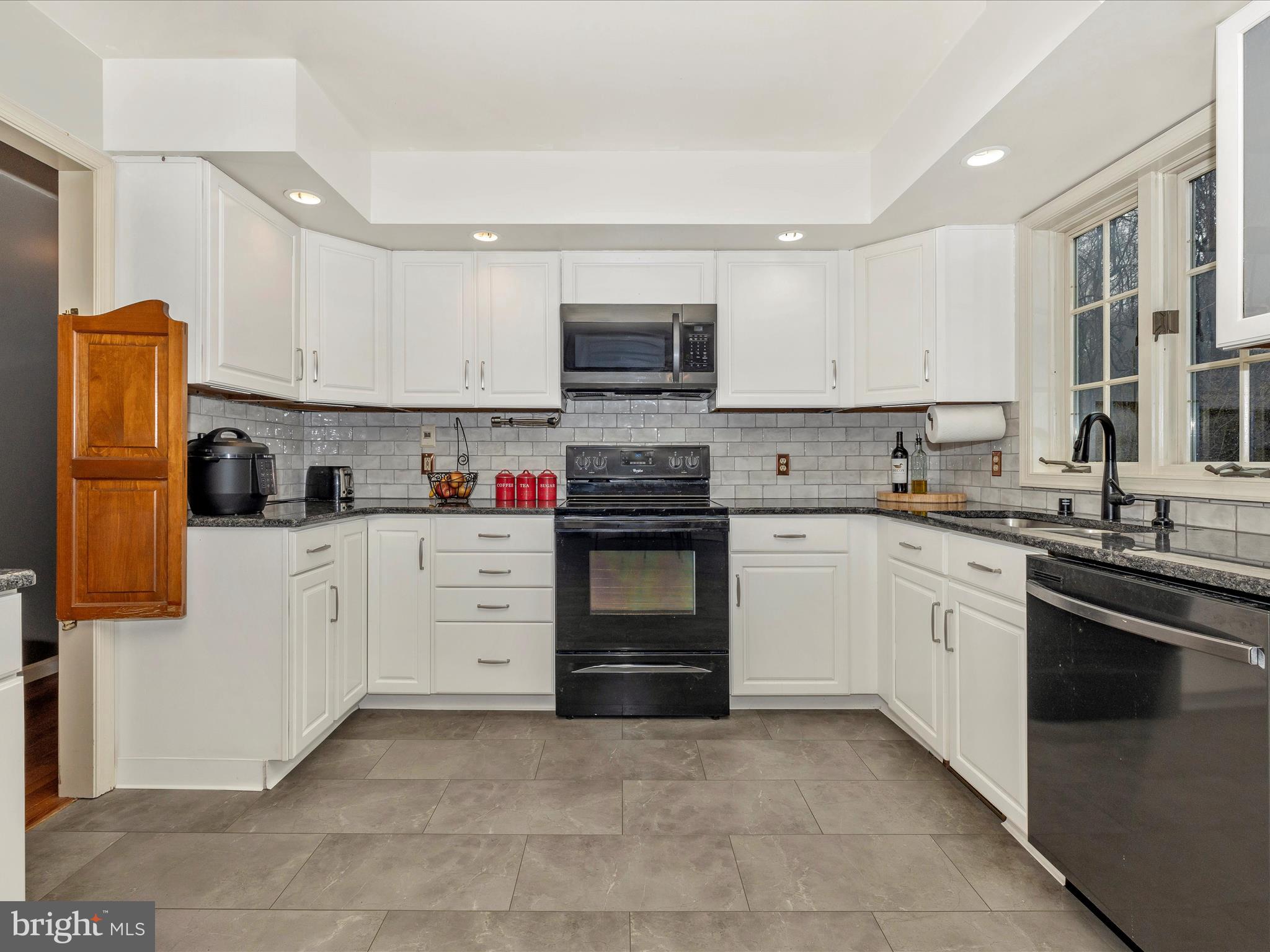 5710 Ridge Road Cascade, MD 21719 - Photo 16 of 54 EK_02907