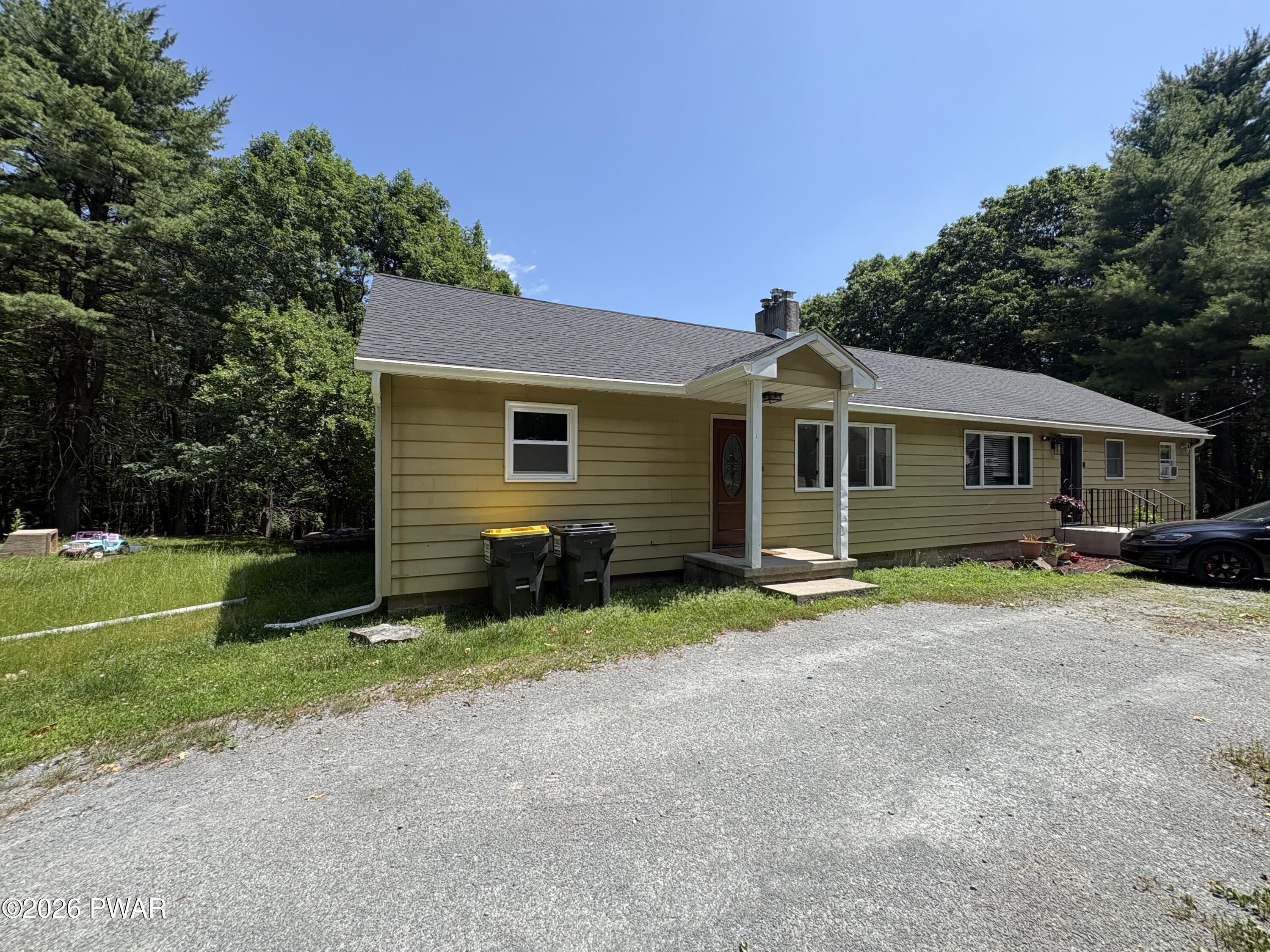 198 Shiny Mountain Road Greentown, PA 18426 - Photo 2 of 17