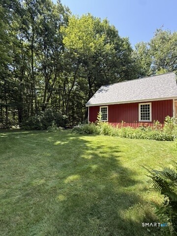 31 R Loveland Road Granby, CT 06060 - Photo 4 of 6