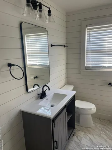 $248,000 | 506 30th Street, Hondo, TX 78861