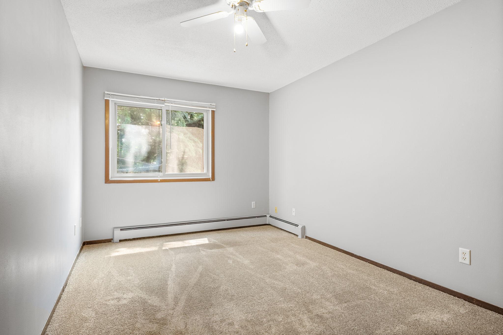 2011 East 122nd Street, Unit D24 Burnsville, MN 55337 - Photo 13 of 29