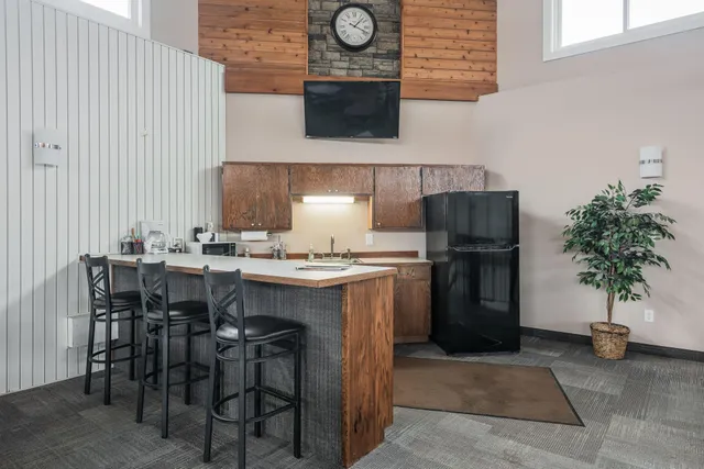 $109,900 | 2011 East 122nd Street, Unit D24, Burnsville, MN 55337