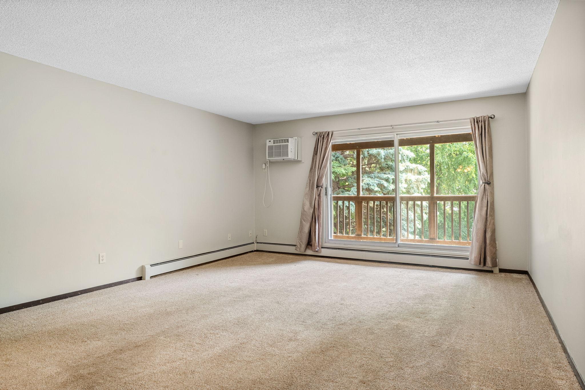 2011 East 122nd Street, Unit D24 Burnsville, MN 55337 - Photo 7 of 29