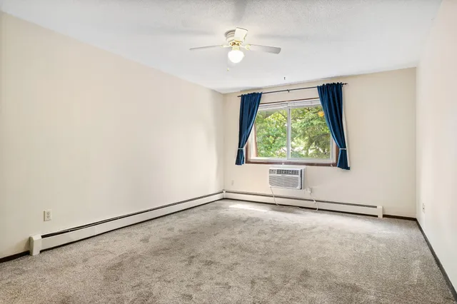 $109,900 | 2011 East 122nd Street, Unit D24, Burnsville, MN 55337