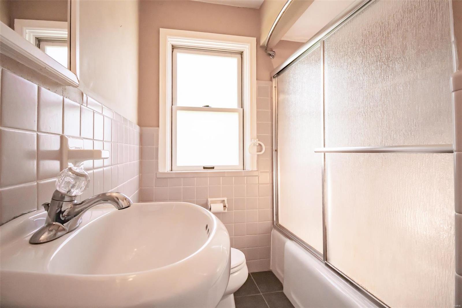 900 Dielman Road St. Louis, MO 63132 - Photo 13 of 29 Gallery Image 13