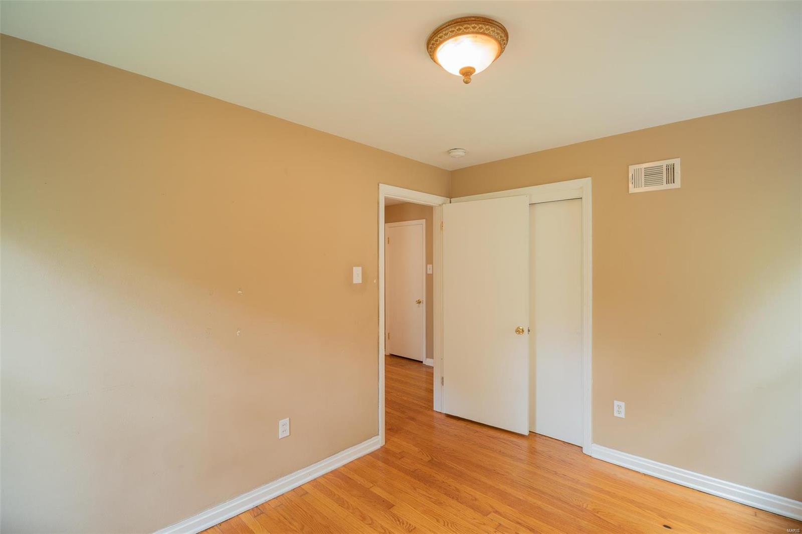 900 Dielman Road St. Louis, MO 63132 - Photo 7 of 29 Gallery Image 7