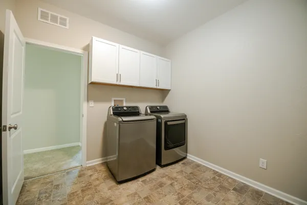 $564,900 | 401 90th Street, Mount Pleasant, WI 53406