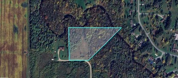 $79,900 | . 330th Street, Warroad, MN 56763