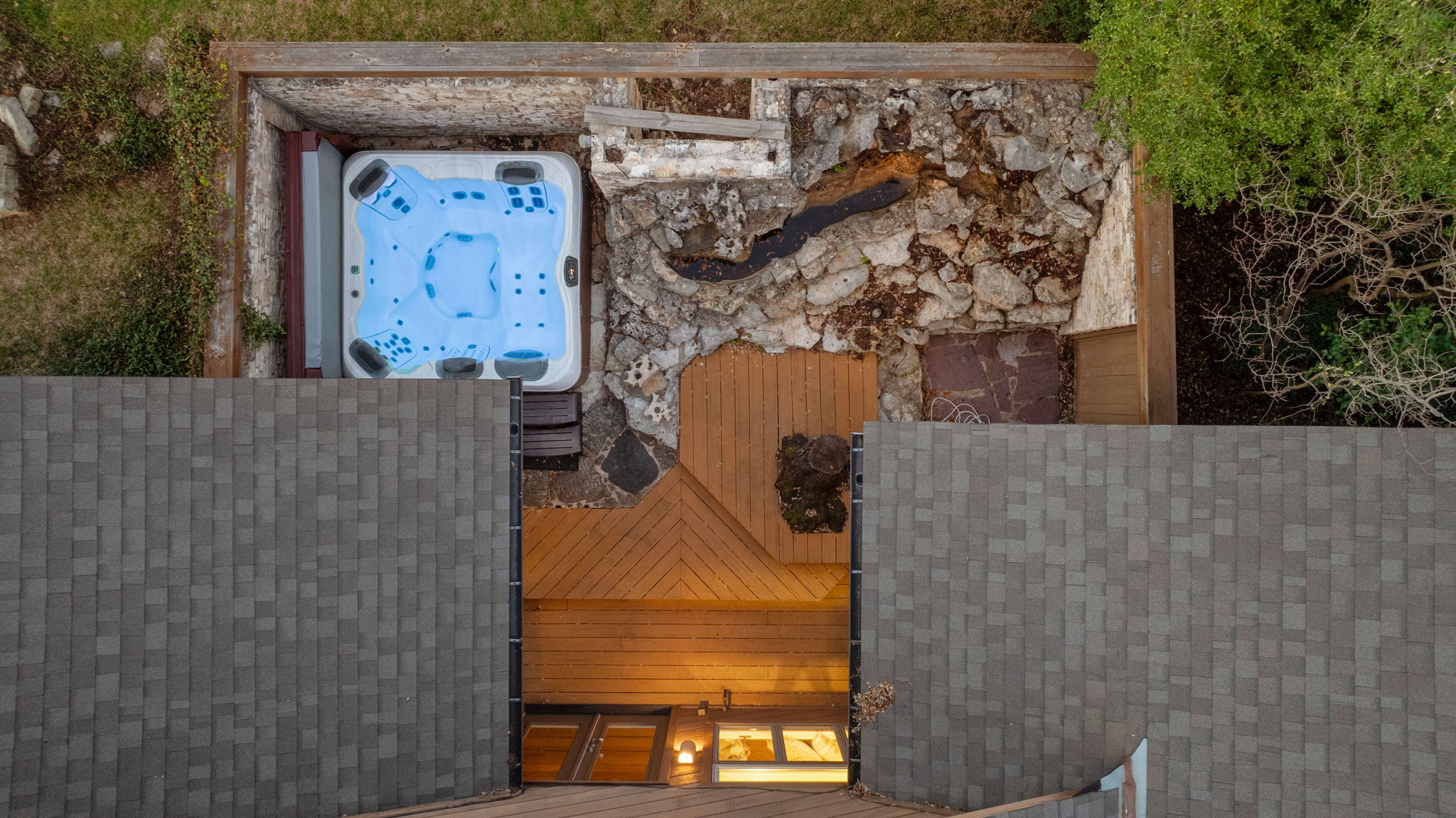 4601 Creek Ridge Austin, TX 78735 - Photo 36 of 40 Bird's eye view of a pool area