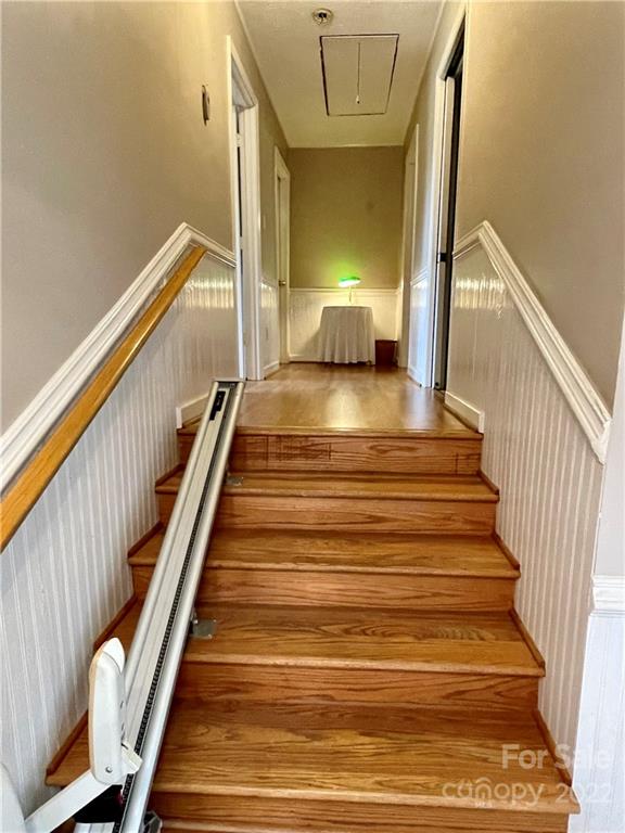 911 Long Branch Road Grover, NC 28073 - Photo 16 of 37 a view of entryway and hall