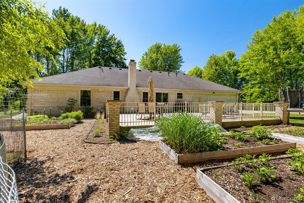 6631 Meldrum Road Fair Haven, MI 48023 - Photo 46 of 68 Gallery Image 46