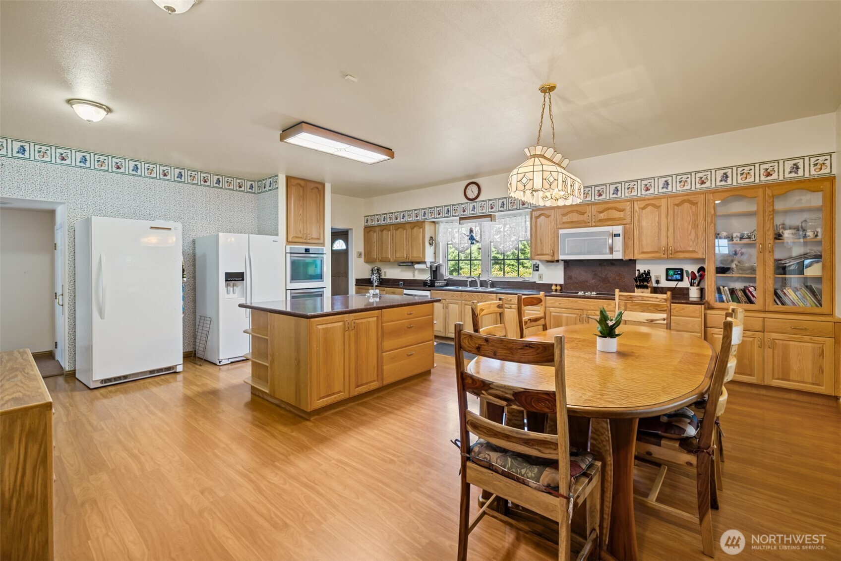 5611 South Doss Road Port Angeles, WA 98362 - Photo 10 of 40