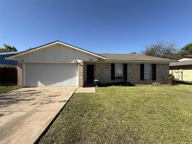 $1,950 | 1109 Sunset Drive, Garland, TX 75040