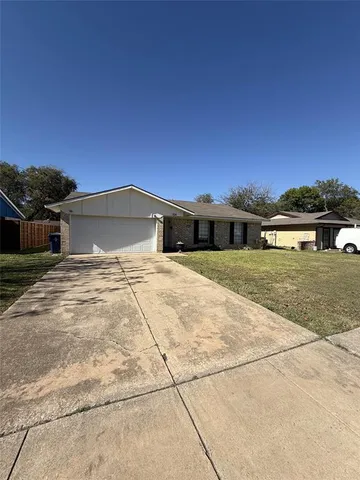 a view of house with outdoor space
