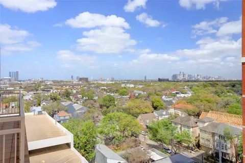 $285,000 | 2520 Robinhood Street, Unit 1008, Houston, TX 77005