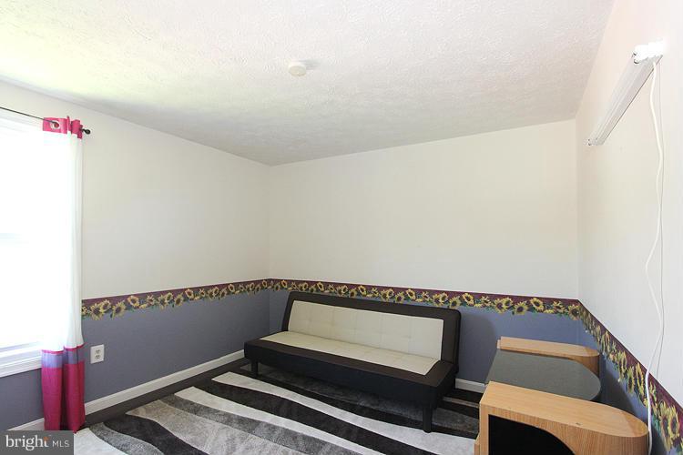 3045 Memory Lane Silver Spring, MD 20904 - Photo 14 of 21 Bedroom
