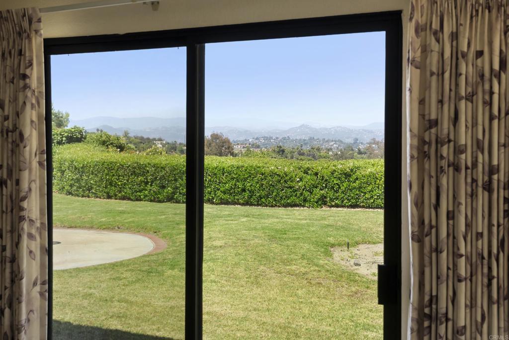 2221 Cortina Circle Escondido, CA 92029 - Photo 17 of 36 a view of window