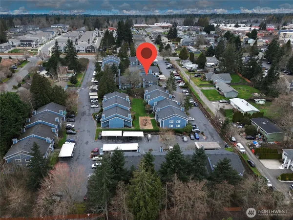$1,900 | 16817 Larch Way, Unit B101, Lynnwood, WA 98037
