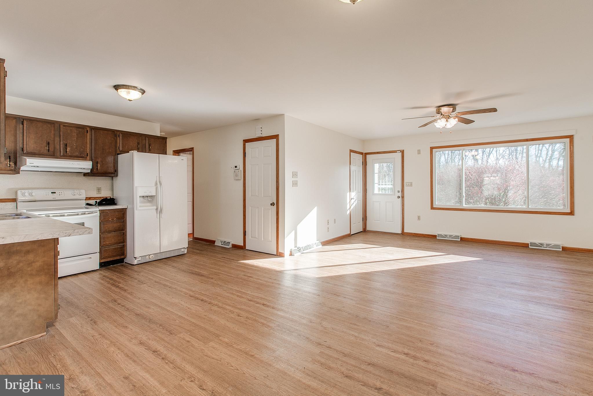 7704 Fairplay Road Boonsboro, MD 21713 - Photo 11 of 39 Gallery Image 11