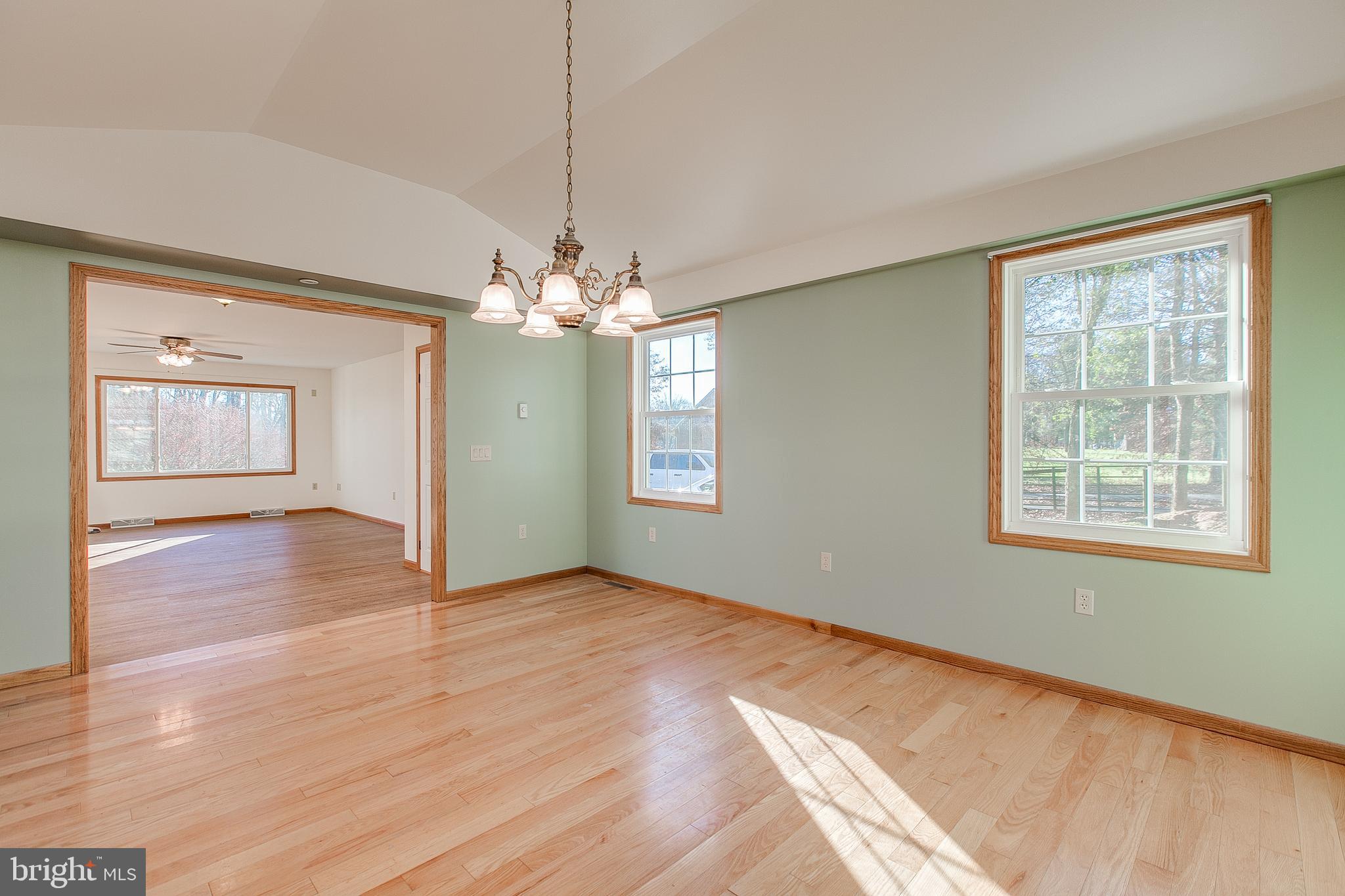 7704 Fairplay Road Boonsboro, MD 21713 - Photo 7 of 39 Gallery Image 7