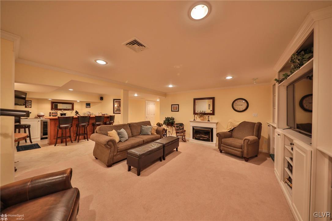 1405 Deer Path Road Easton, PA 18040 - Photo 30 of 41 Gallery Image 30