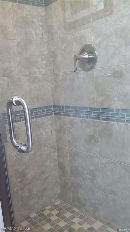 565 Grace Avenue Rochester Hills, MI 48307 - Photo 24 of 55