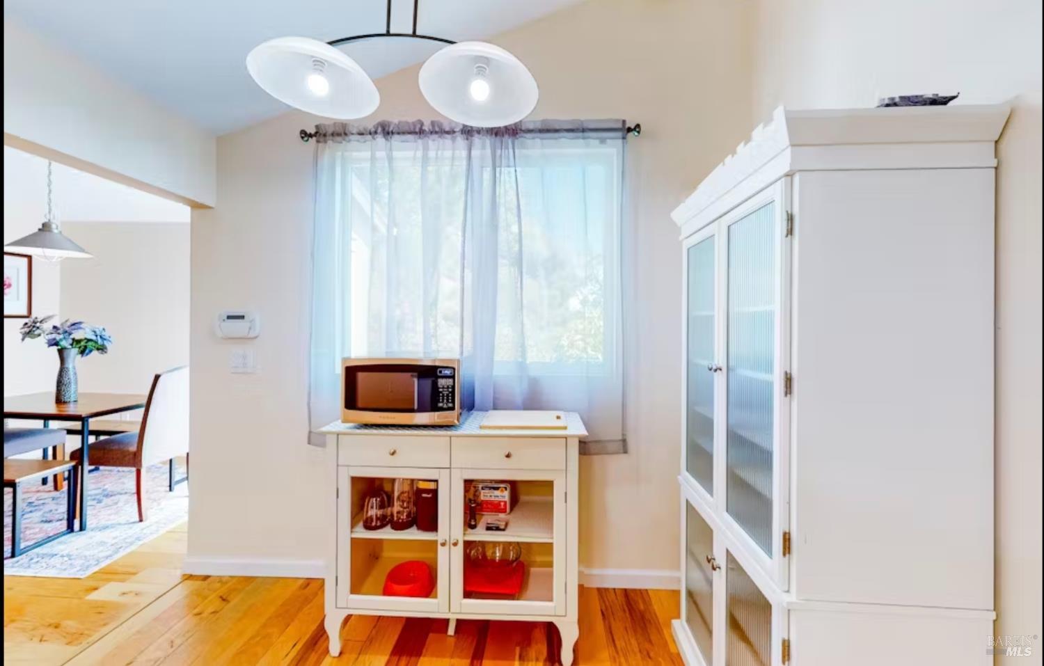 117 Auburn Street San Rafael, CA 94901 - Photo 6 of 15