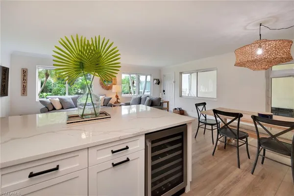 $7,500 | 1950 Gulf Shore Boulevard North, Unit 113, Naples, FL 34102