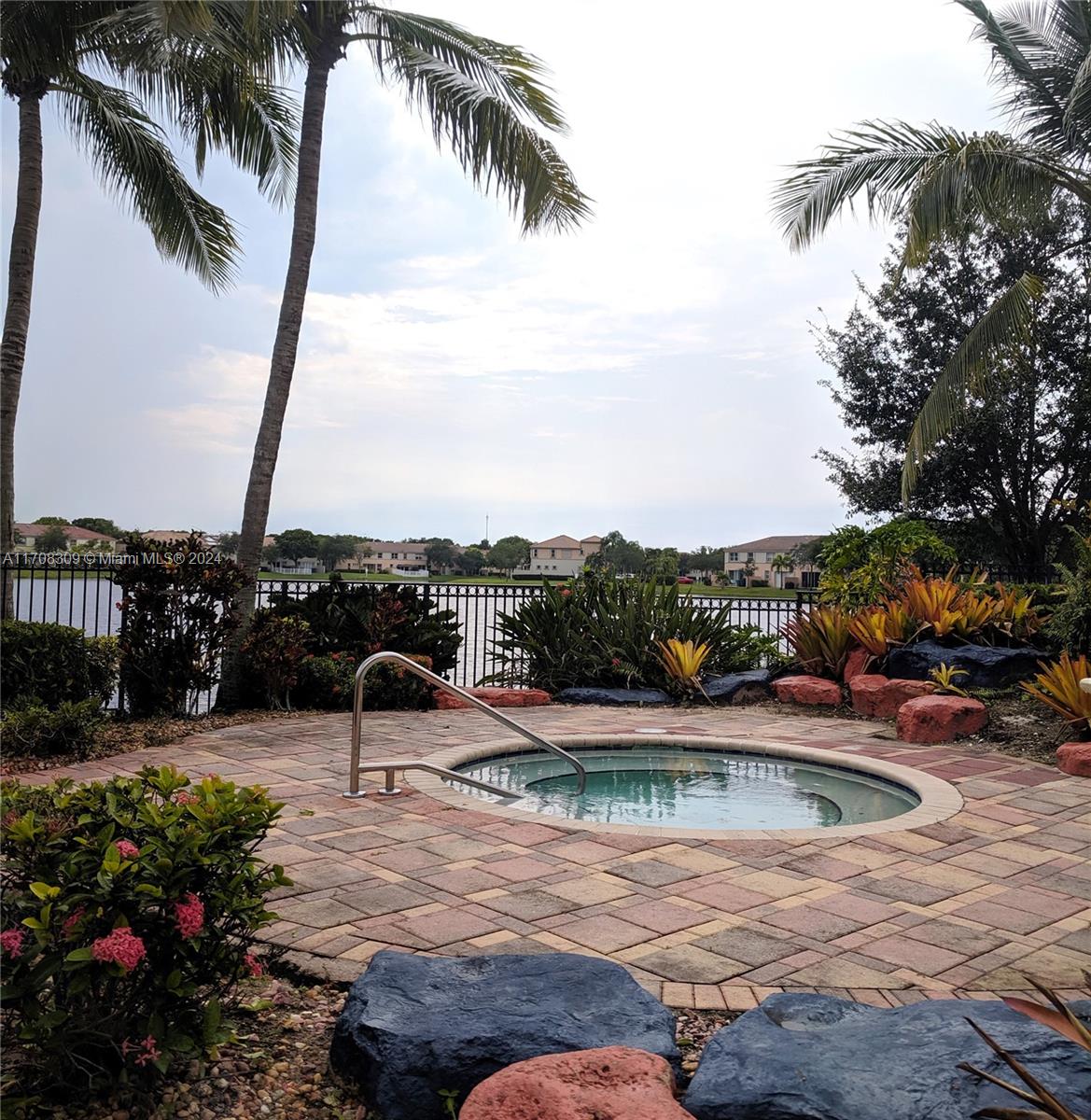 4700 Southwest 160th Avenue, Unit 433 Miramar, FL 33027 - Photo 6 of 33