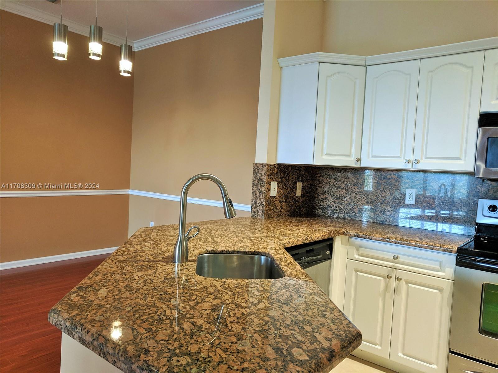4700 Southwest 160th Avenue, Unit 433 Miramar, FL 33027 - Photo 10 of 33