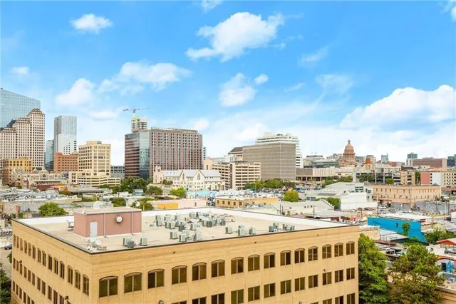 a picture of city view