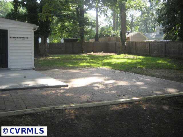 1900 Robindale Road Richmond, VA 23235 - Photo 8 of 10 Other - Tons of room to play and entertain!