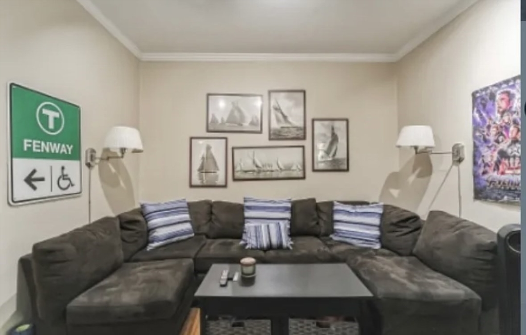 60 Myrtle Street, Unit 6 Boston, MA 02114 - Photo 3 of 6