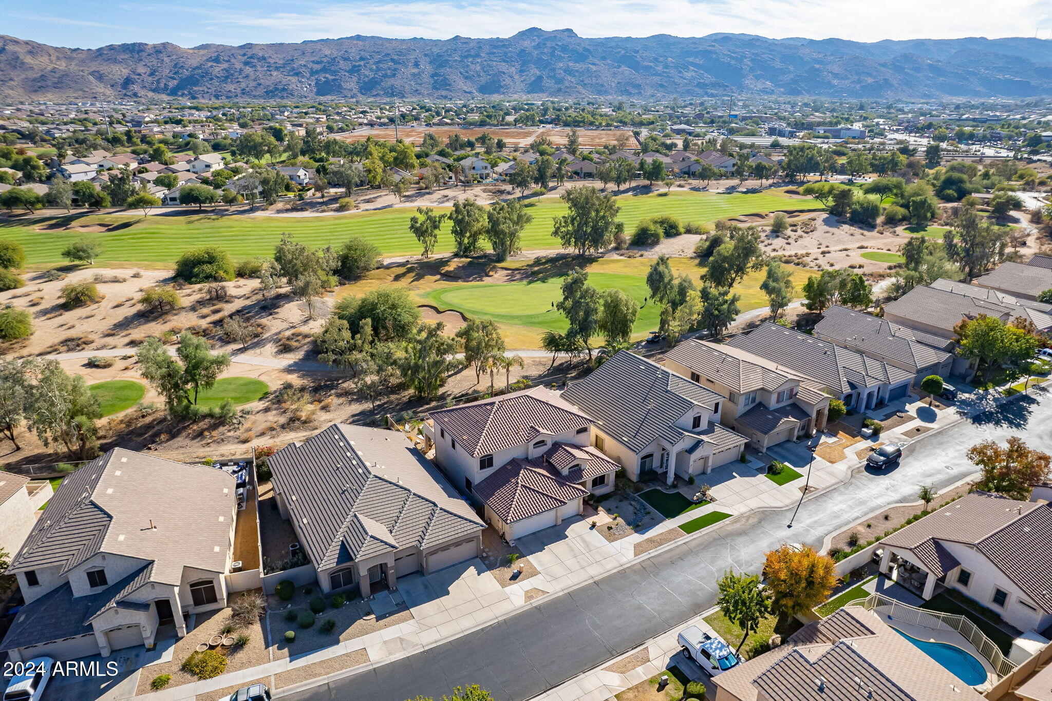 2451 East Darrel Road Phoenix, AZ 85042 - Photo 3 of 97 91-web-or-mls-Darrel-aerial-10