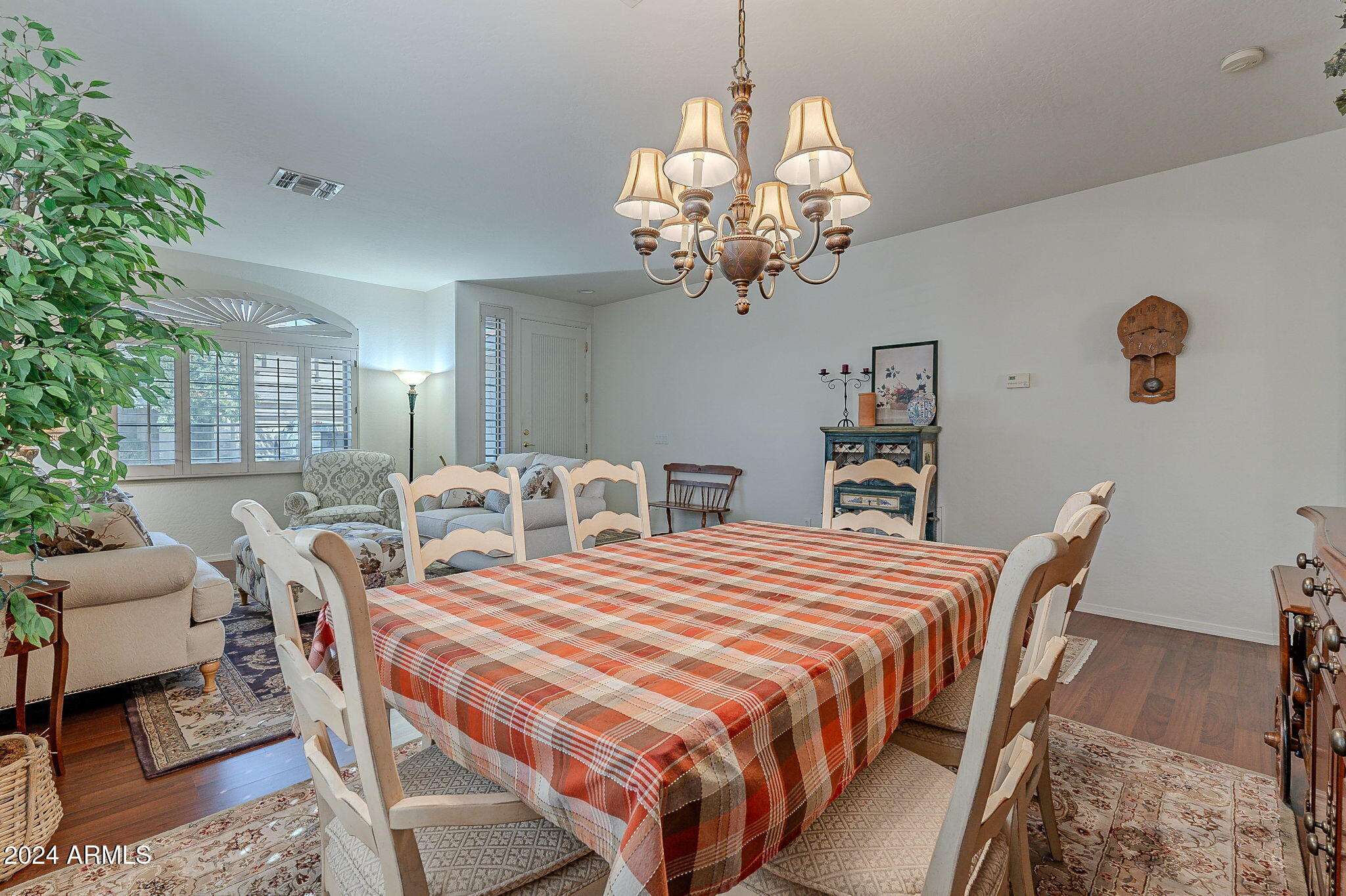 2451 East Darrel Road Phoenix, AZ 85042 - Photo 36 of 97 33-web-or-mls-Darrel-33