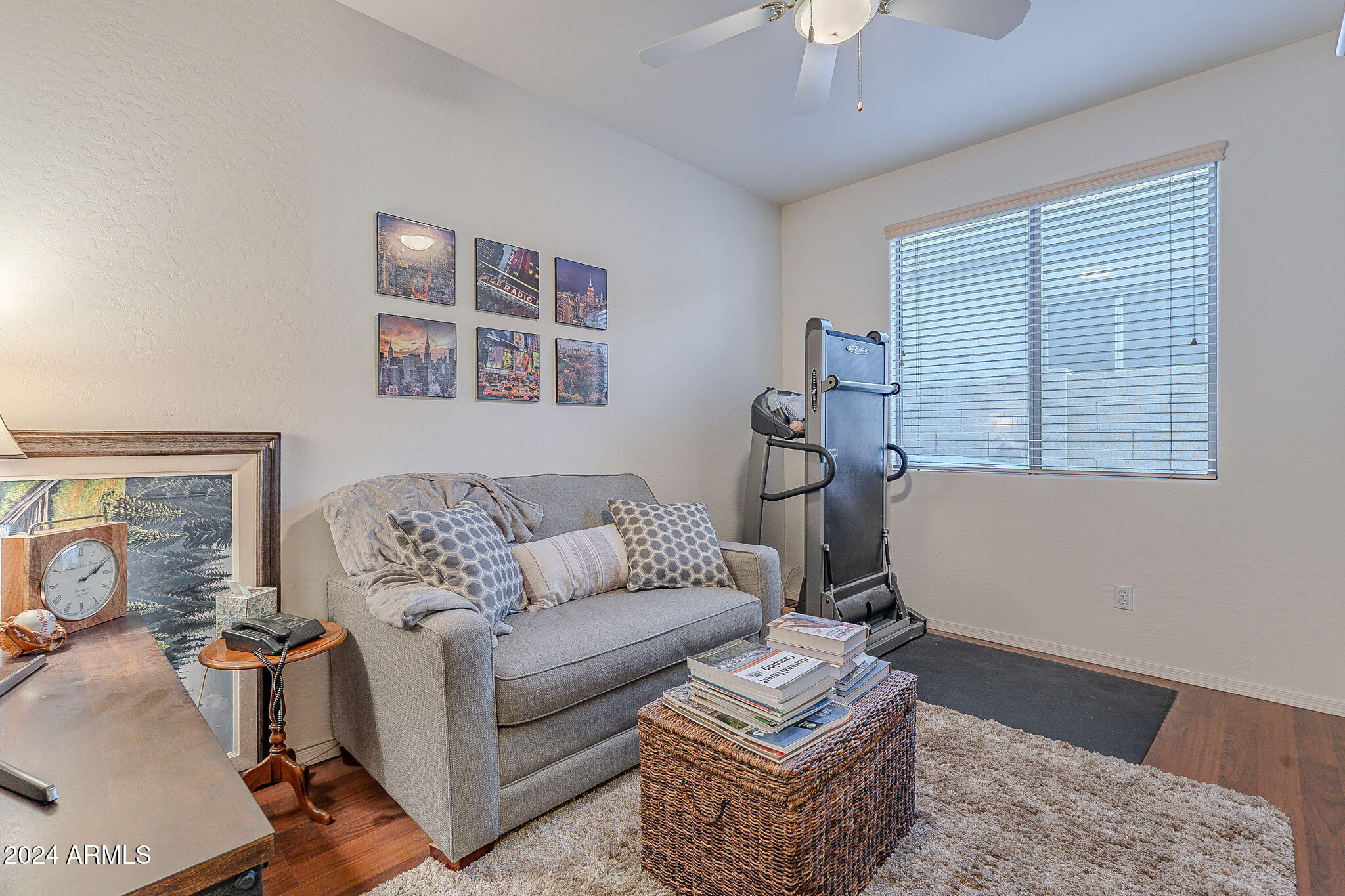 2451 East Darrel Road Phoenix, AZ 85042 - Photo 37 of 97 34-web-or-mls-Darrel-34