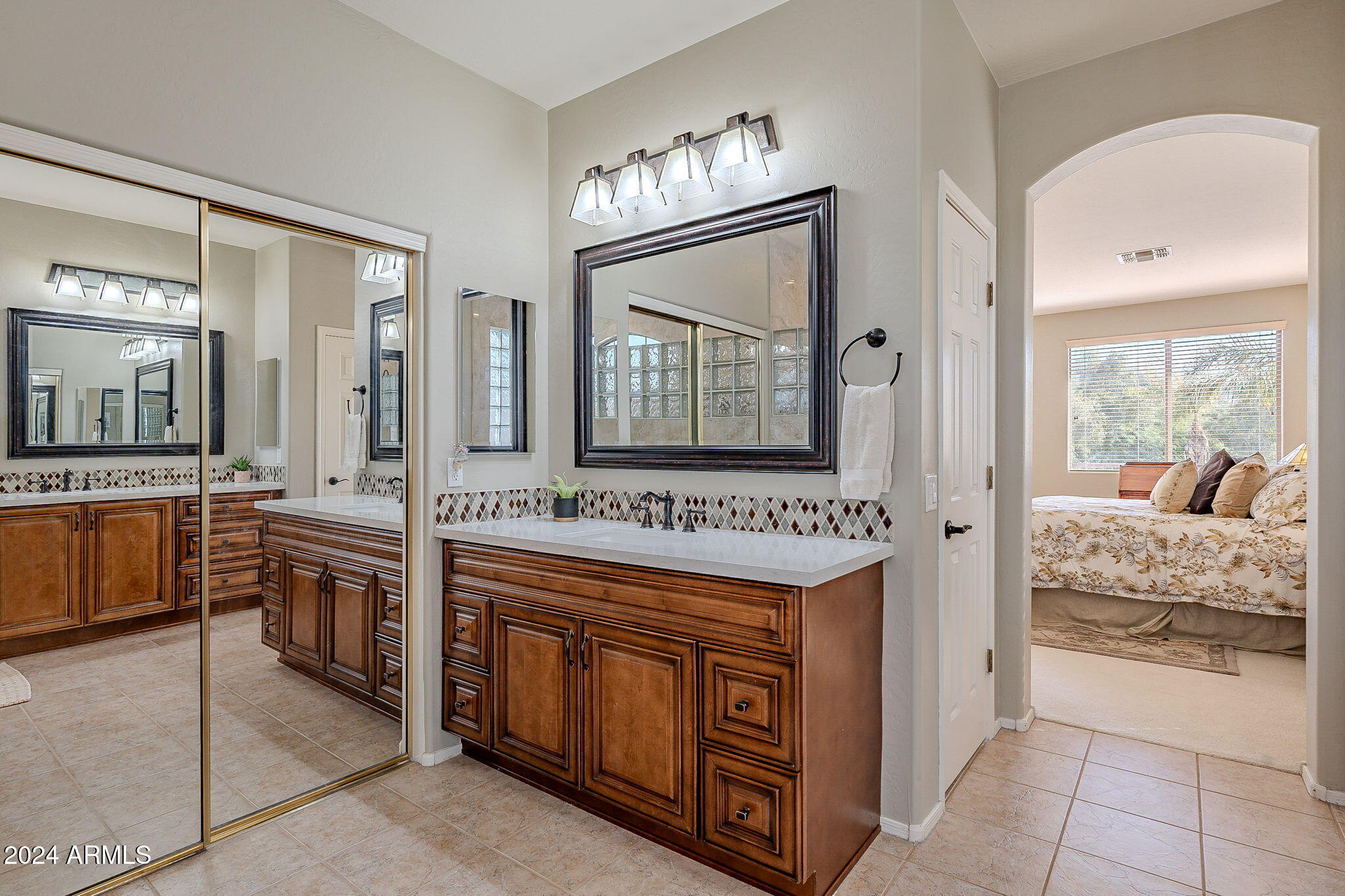 2451 East Darrel Road Phoenix, AZ 85042 - Photo 49 of 97 46-web-or-mls-Darrel-46