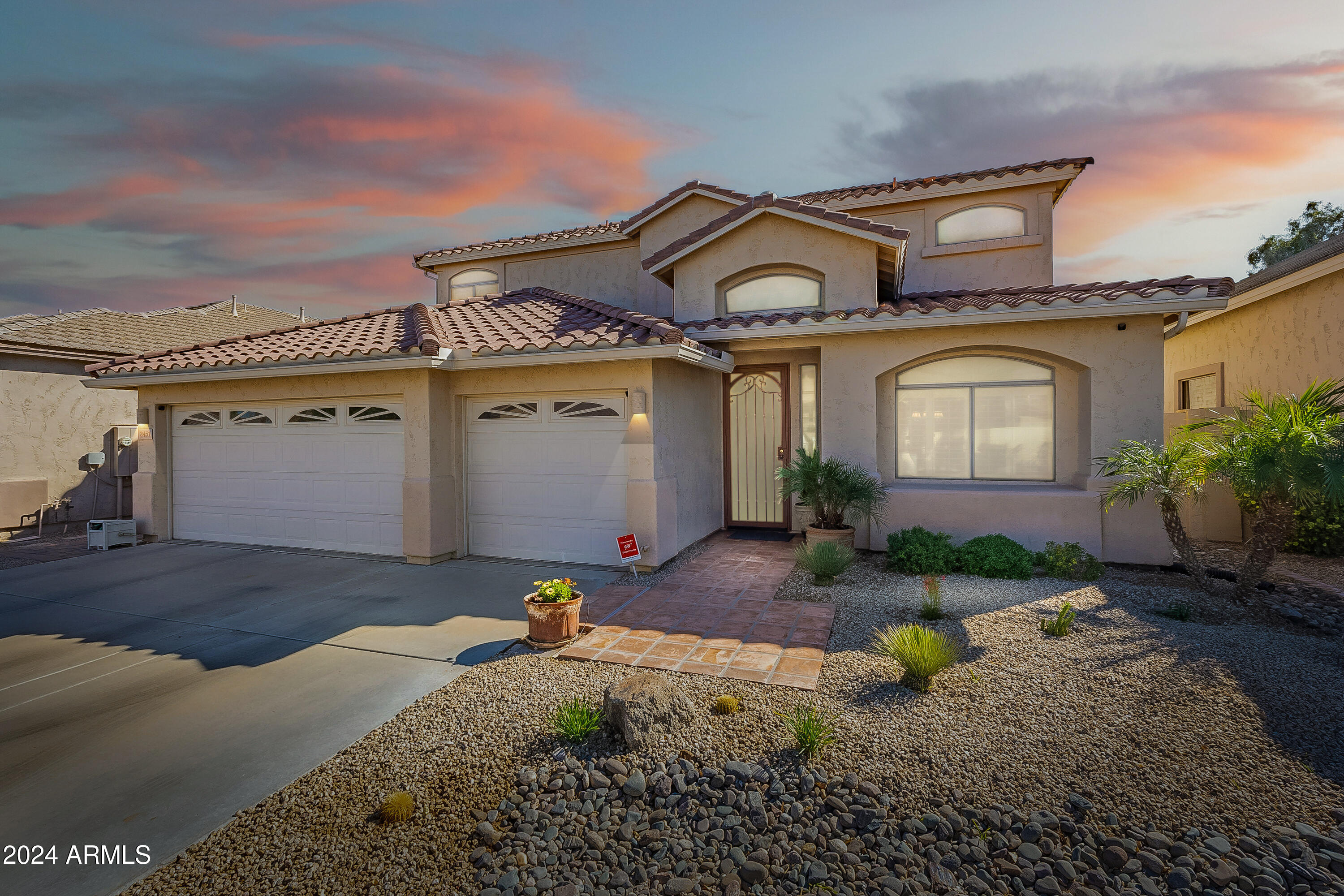 2451 East Darrel Road Phoenix, AZ 85042 - Photo 5 of 97 Darrel-3